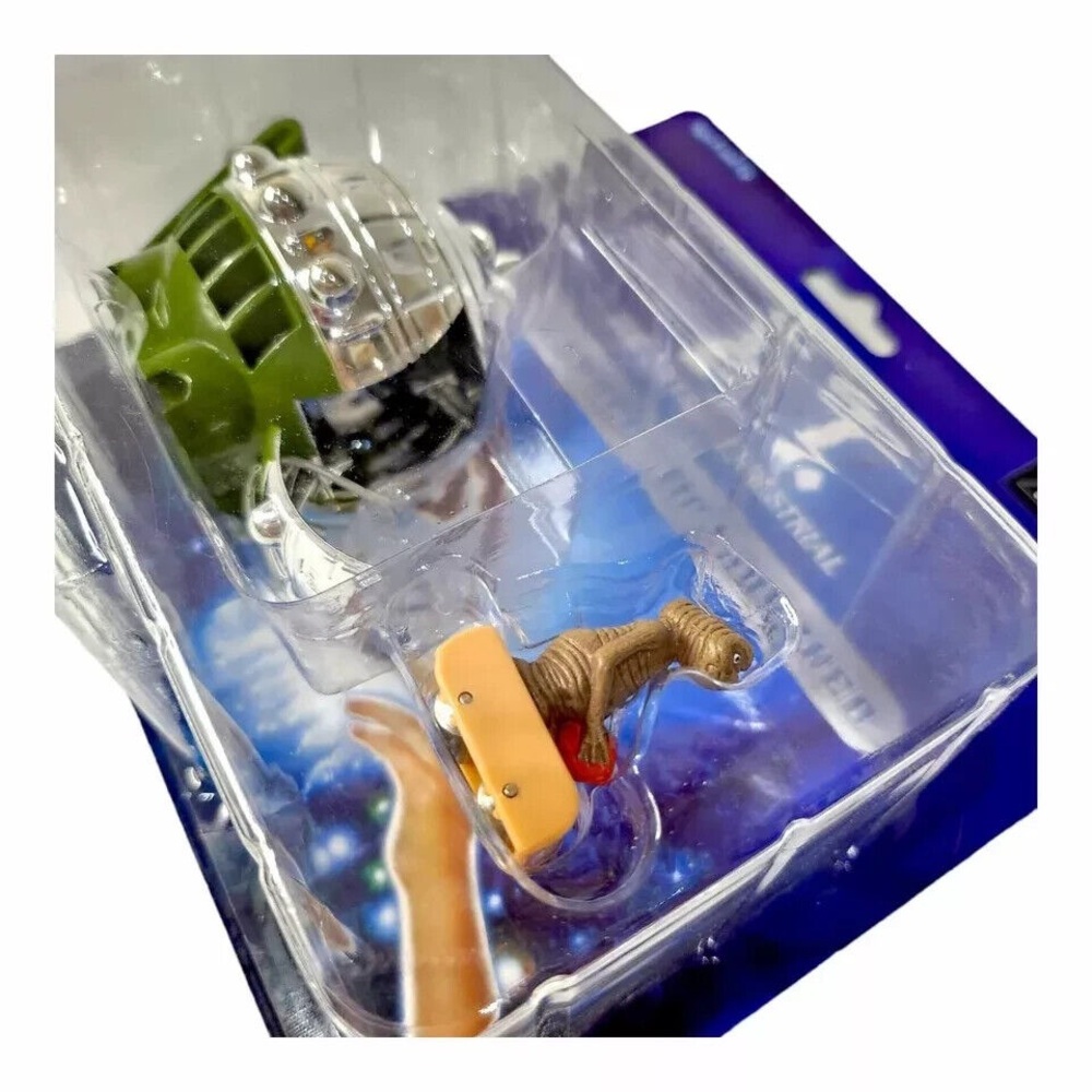 E.T. The Extra-Terrestrial & Spaceship Launcher - Picture 8 of 8